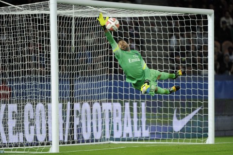 Salvatore Sirigu (PSG vs Lyon, Paris, FRANCE, 2014) Copyright JEAN-MARIE HERVIO